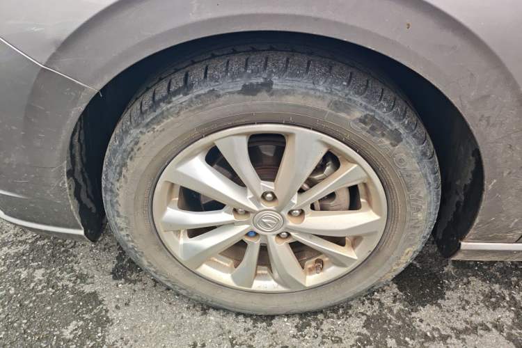 Used CHANGAN Eado 2021 PLUS 1.6L GDI Manual Elite Model Left Front Wheel Hub