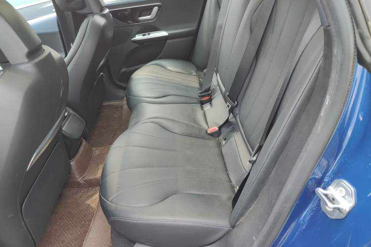 Used Mercedes-Benz EQE 2022 350 First Edition Special Version Left Rear Seat