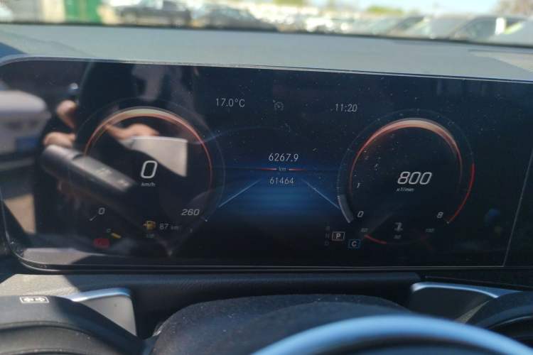 Used Mercedes-Benz GLB 2022 GLB 200 Dynamic Edition Odometer Close Up