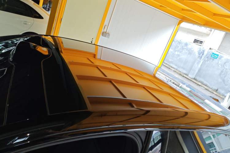 Used Avatr 06 2025 Ultra Pure Electric Edition Roof