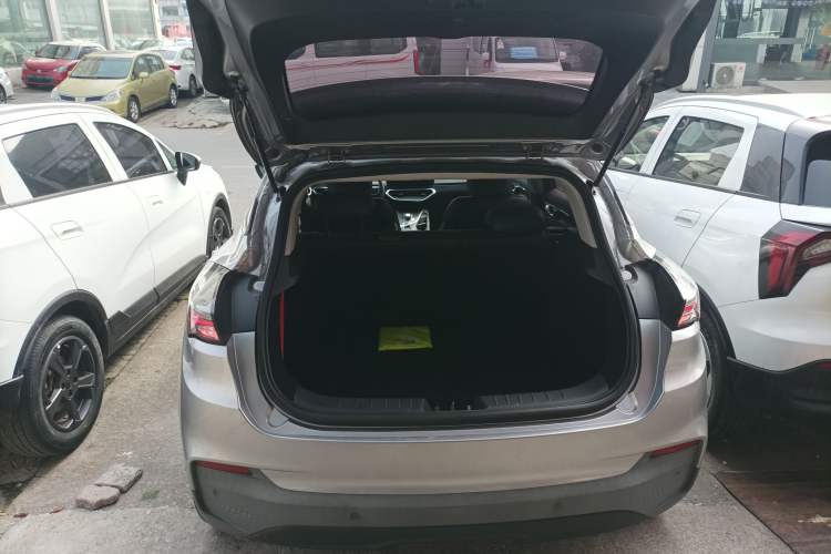 Used Geometry C 2022 400KM Blueberry Pro Trunk