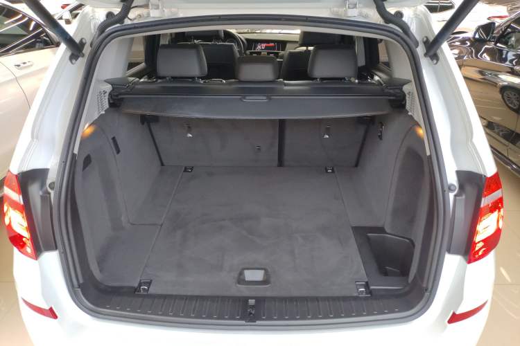 Used BMW X3 2016 sDrive20i
