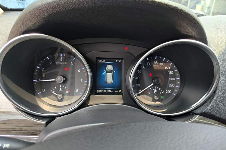 Used Haval H9 2015 2.0T Four-Wheel Drive Luxury 7-Seater