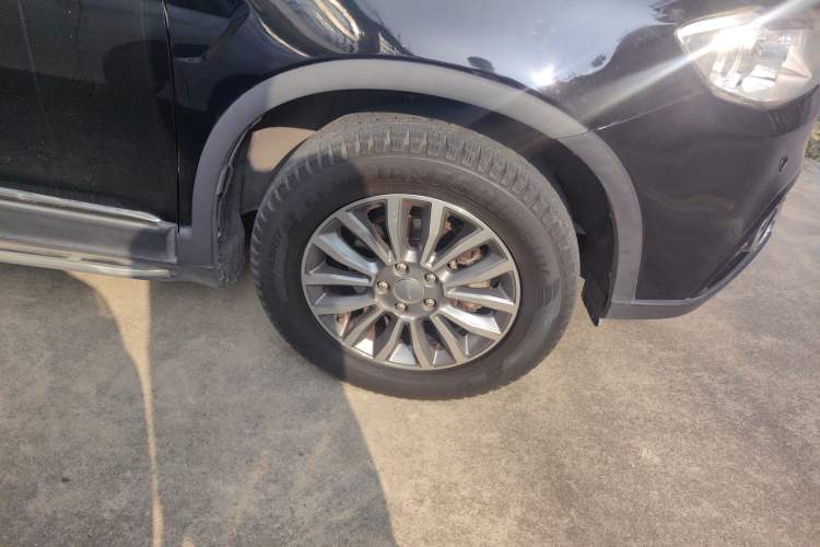 Used Haval H6 2015 Sport Edition 1.5T Automatic Two-Wheel Drive Luxury Model