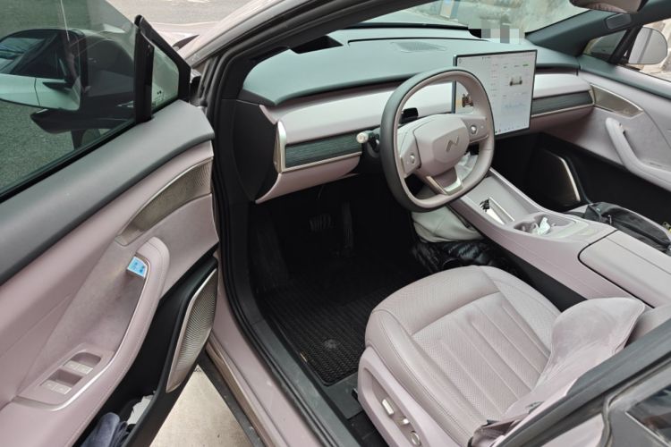 Used ONVO L60 2024 60 kWh Rear-Drive Version Driver Seat