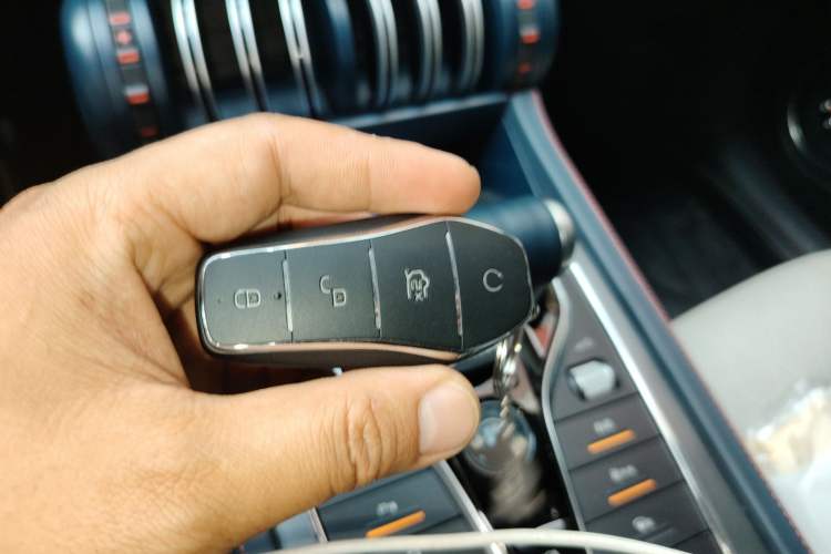 Used BYD Yuan PLUS 2022 430 km Luxury Version Vehicle Key