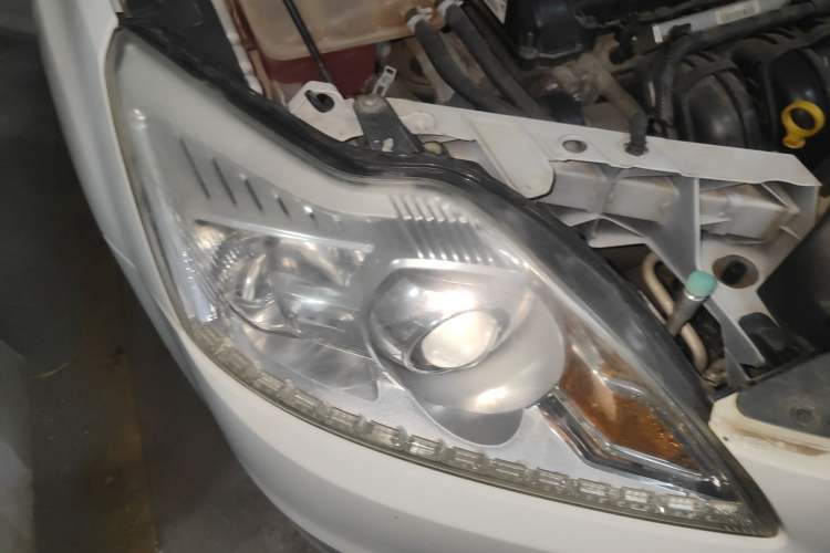 Used Ford Focus 2013 Sedan Classic 1.8L Manual Base Model
