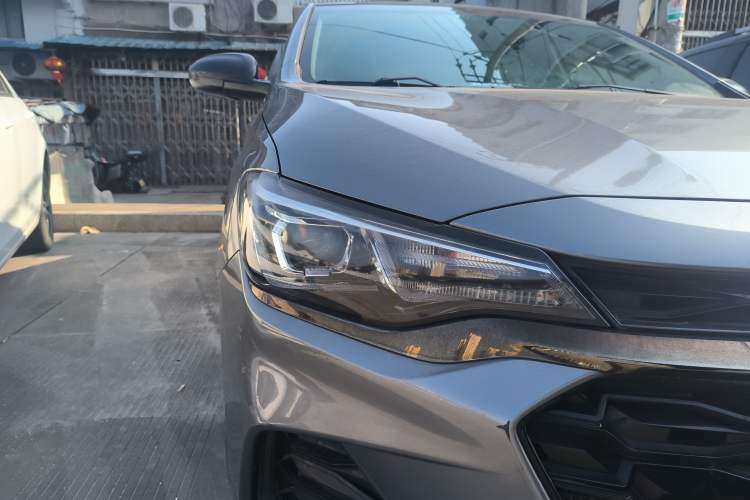 Used Chevrolet Monza 2019 RS 330T Automatic Comfort Edition China VI Standard