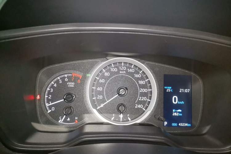 Used Toyota Corolla Cross 2022 2.0L Pioneer Edition
