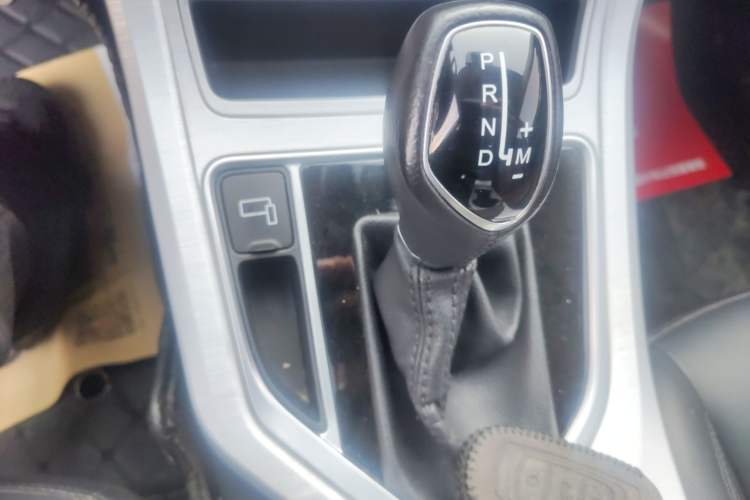 Used Geely Auto Vision 2019 Upgraded Model 1.5L CVT Prestige Version China VI Standard