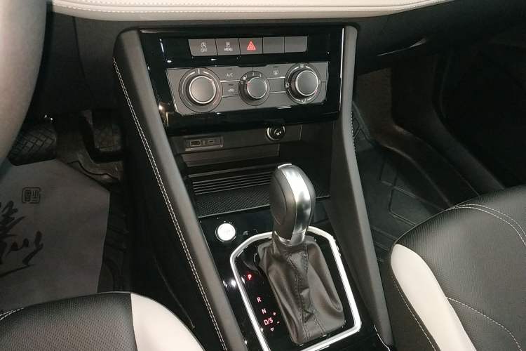 Used Jetta VS7 2024 280TSI Automatic Glory Edition