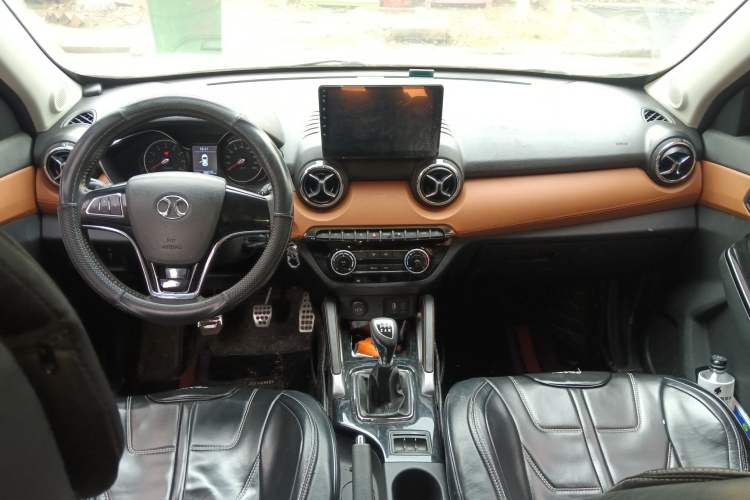 Used BAIC Senova X35 2016 1.5L Manual Luxury Edition
