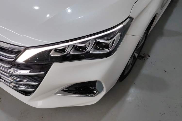 Used GAC Trumpchi GA6 2019 270T Automatic Prestige Edition Left Front Headlight