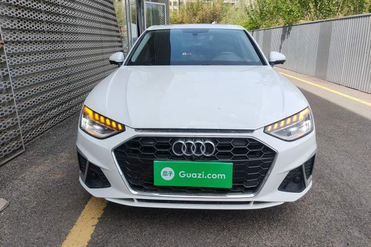 Used Audi A4L 2024 40 TFSI Fashion Dynamic Model
