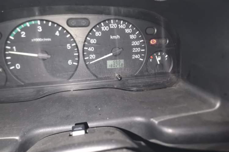 Used Ford Classic Transit 2013 2.8T Diesel Van Short Wheelbase Mid-Roof Model JX493ZLQ3A Odometer Close Up