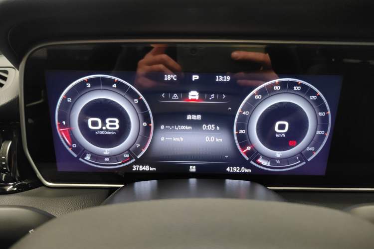 Used Hongqi HS5 2022 Revised Version 2.0T Smart Connect Flagship Edition