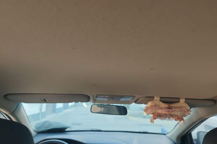 Used Kia K2 2015 Sedan 1.4L MT GLS Headliner