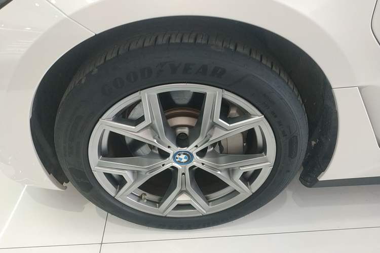 Used BMW i3 2024 eDrive 35 L