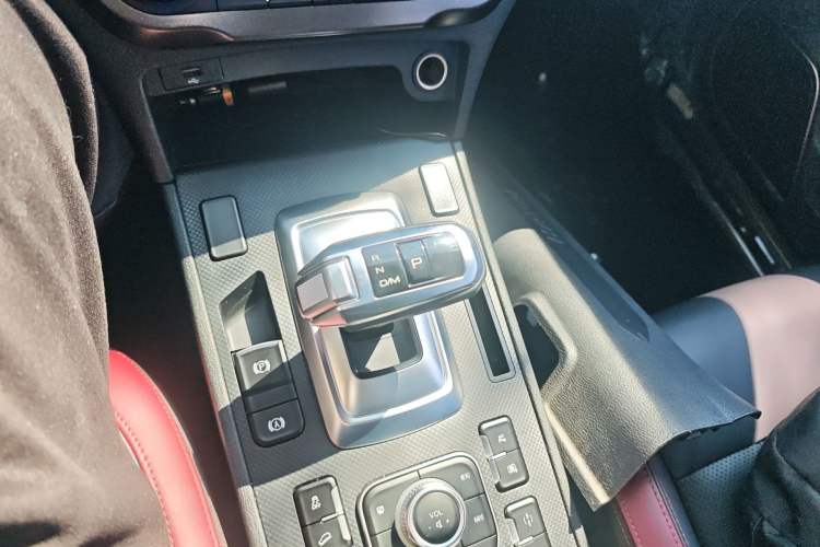 Used Haval H6 Coupe 2020 SmartConnect Edition 1.5T Automatic Two-Wheel Drive Luxury SmartConnect Model
