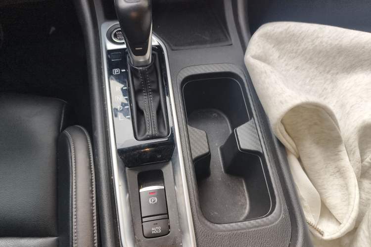Used Nissan Sylphy 2022 1.6L XL CVT Enjoyment Edition Gear Lever