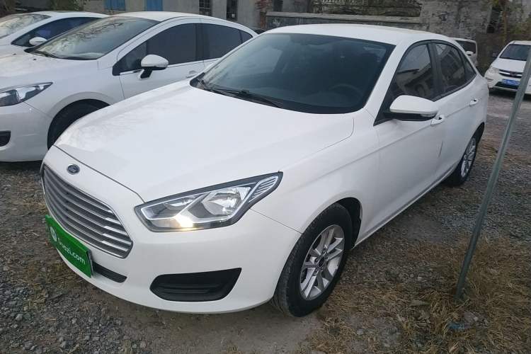 Used Ford Escort 2019 Revised 1.5L Automatic ZhiXiang Version (Tire Pressure Monitoring) China VI Standard