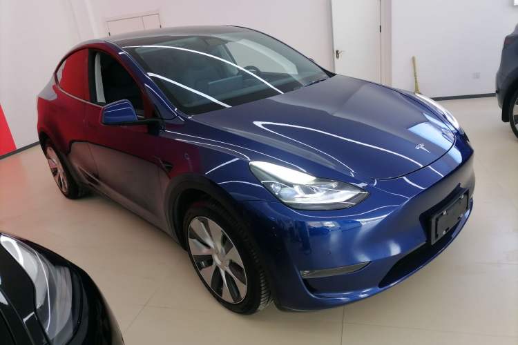 Used Tesla Model Y 2021 Long-Range All-Wheel-Drive Version 3D7