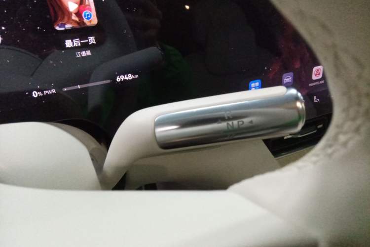 Used Hima AITO M8 2025 Extended-Range Max+ Version 53.4 kWh 5-Seater Edition