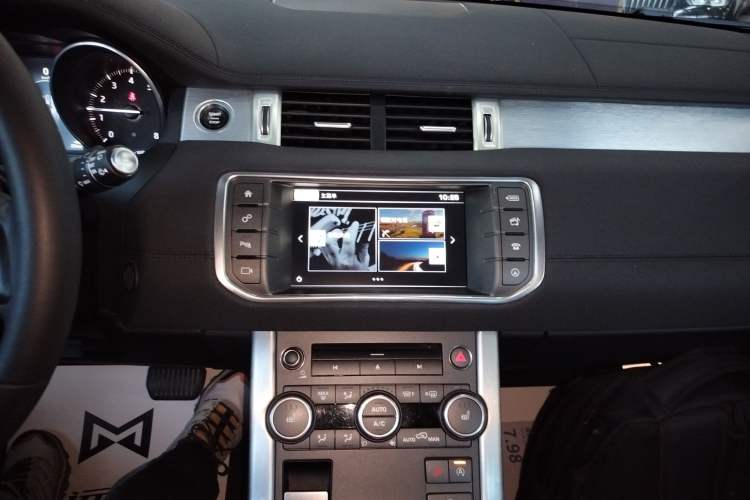 Used Land Rover Range Rover Evoque 2016 2.0T SE Smart Glow Edition