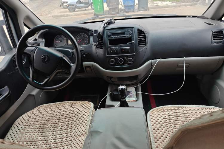 Used FORTHING Lingzhi 2018 M3 1.5L 7-Seater Standard Model
