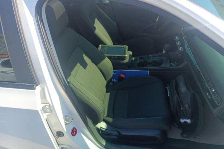 Used Honda Civic 2023 240TURBO CVT Dynamic · Center Stage Special Edition