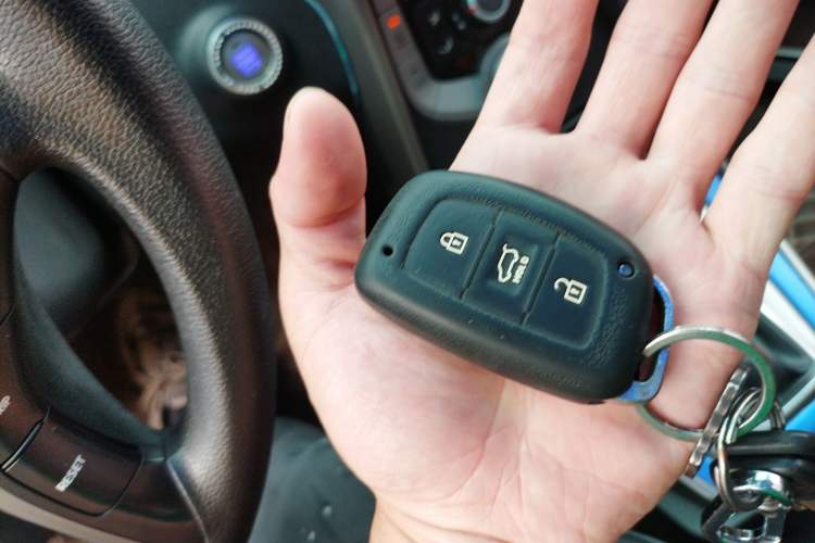 Used Hyundai Elantra (5th Generation / Langdong) 2016 1.6L Automatic Prestige Model Interior 1