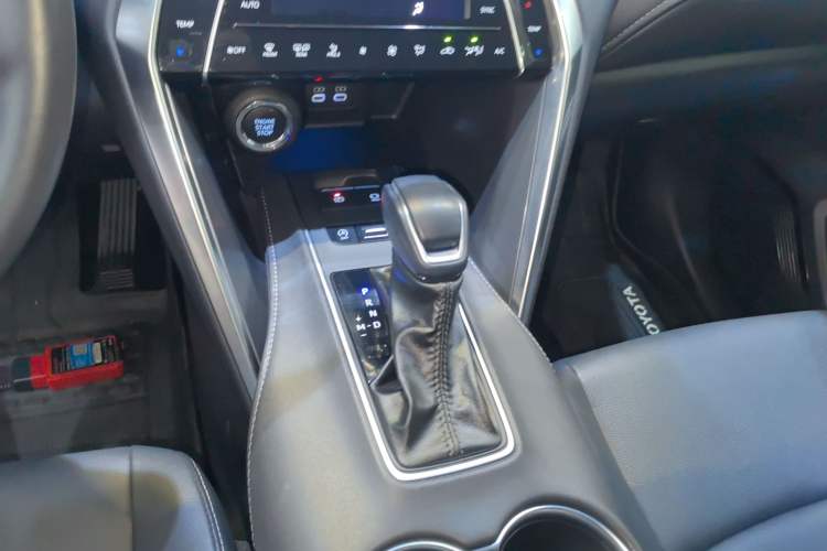 Used Toyota Venza 2023 2.0L CVT Two-Wheel Drive Luxury Edition