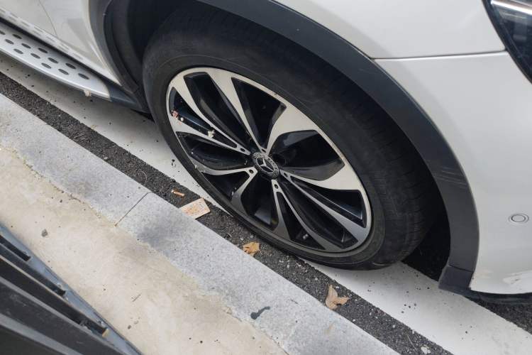 Used Mercedes-Benz GLC Coupe 2017 GLC 260 4MATIC Coupe SUV