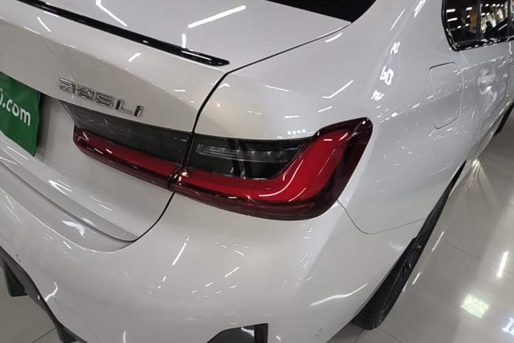 Used BMW 3 Series 2024 325Li M Sport Night Edition Package Right Rear Taillight