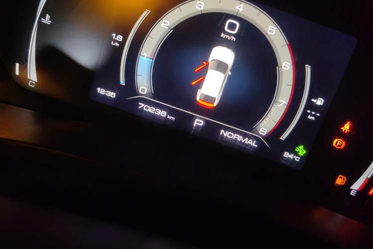 Used Haval F7 2020 1.5T Two-Wheel Drive iCool Odometer Close Up