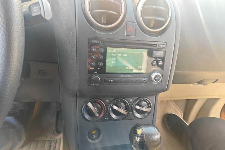 Used Nissan Qashqai 2011 2.0 XL Fire CVT 2WD
