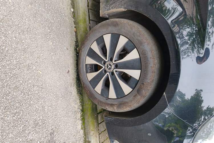 Used Mercedes-Benz Vito 2023 2.0T Elite Version 7 Seats