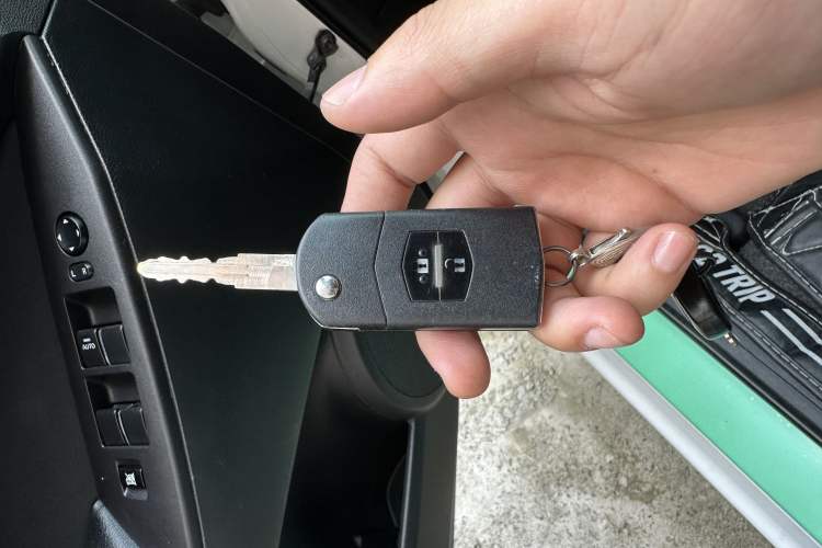 Used Mazda 3 2015 Hatchback 1.6L Manual Comfort Edition Interior 1