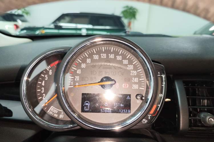 Used MINI 2019 1.5T COOPER Classic Edition
