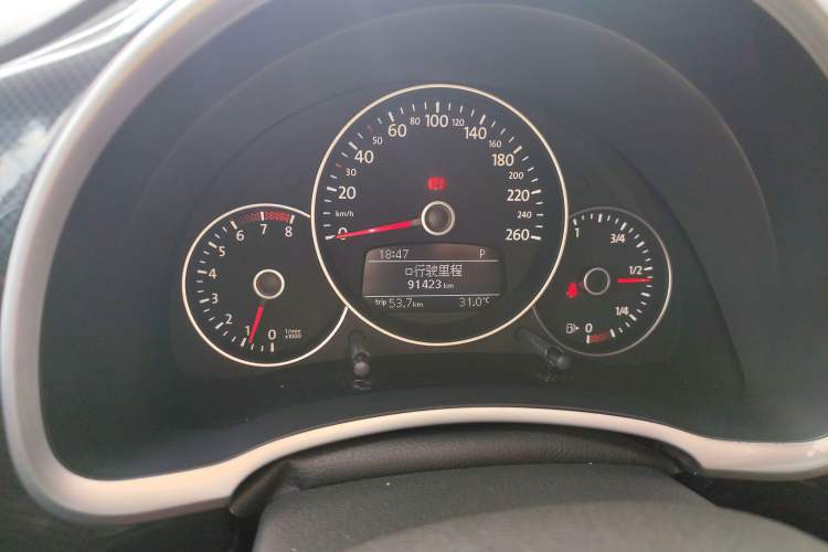 Used Volkswagen Beetle 2013 1.4TSI Luxury Model Instrument Cluster