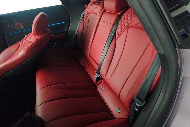 Used EXEED Star Era ES 2025 Extended-Range Max Urban Assisted Driving Left Rear Seat