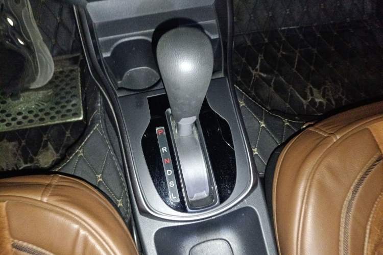 Used Honda Gienia 2017 1.5L CVT Classic Edition Gear Lever