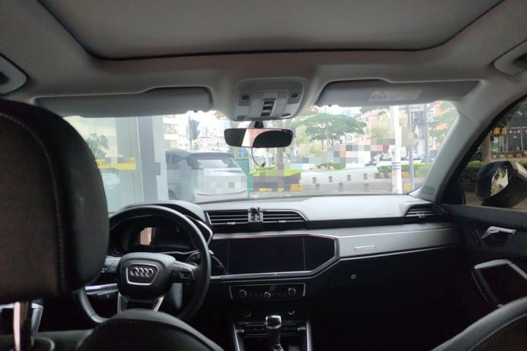 Used Audi Q3 2023 35 TFSI Fashion Dynamic Model (1.4T) Headliner