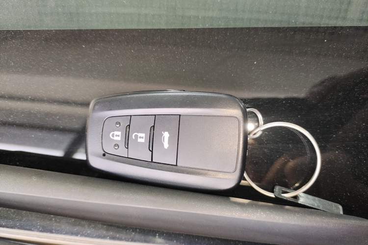 Used Toyota Levin 2022 Dual-Motor 1.8H E-CVT Leading Edition