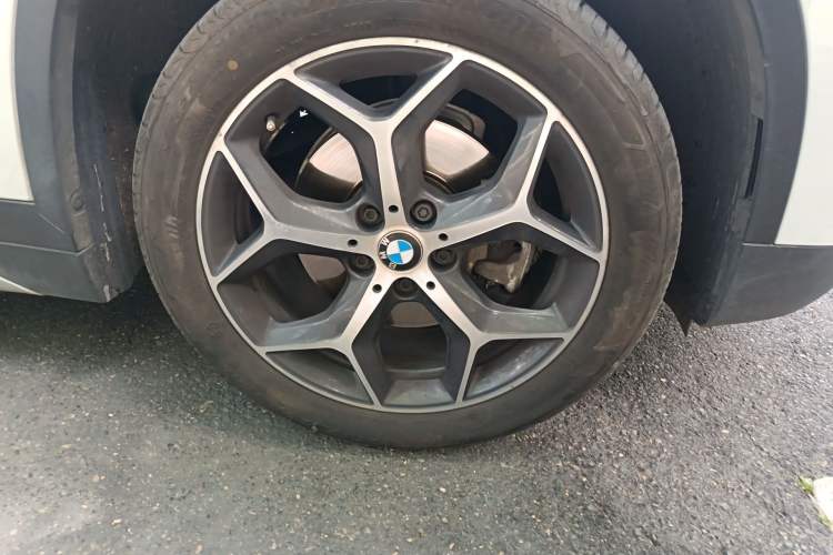 Used BMW X1 2018 sDrive18Li Luxury Model