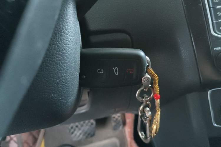 Used Volkswagen Polo 2016 1.6L Automatic Comfort Model
