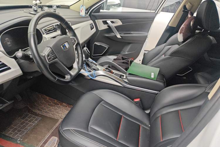 Used Geely Auto Emgrand X7 Sport 2018 1.8TD Automatic Two-Wheel Drive Smart Connect 4G Internet Edition
