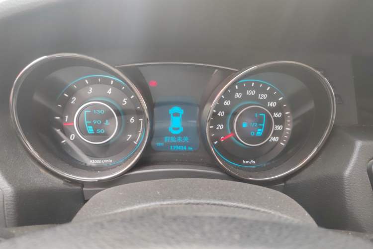Used BAIC Senova D50 2014 1.5L manual comfort version Instrument Cluster