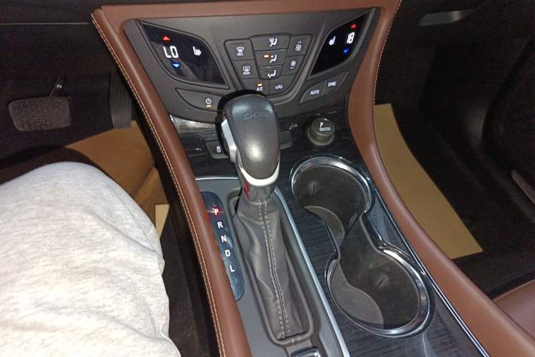 Used Buick Envision 2021 532T Two-Wheel-Drive Elite Version