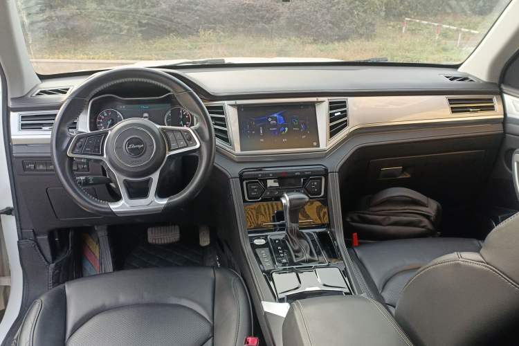 Used Zotye Domy X7 2017 Upgraded Edition 1.8T DCT Huashan Model
